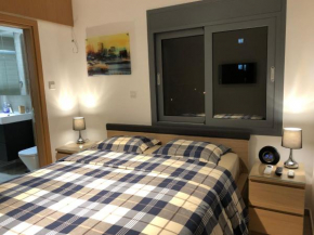 Kennedy Deluxe Suites